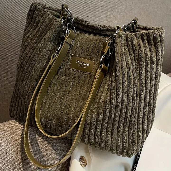 Lyssa | Ribbed velvet bag