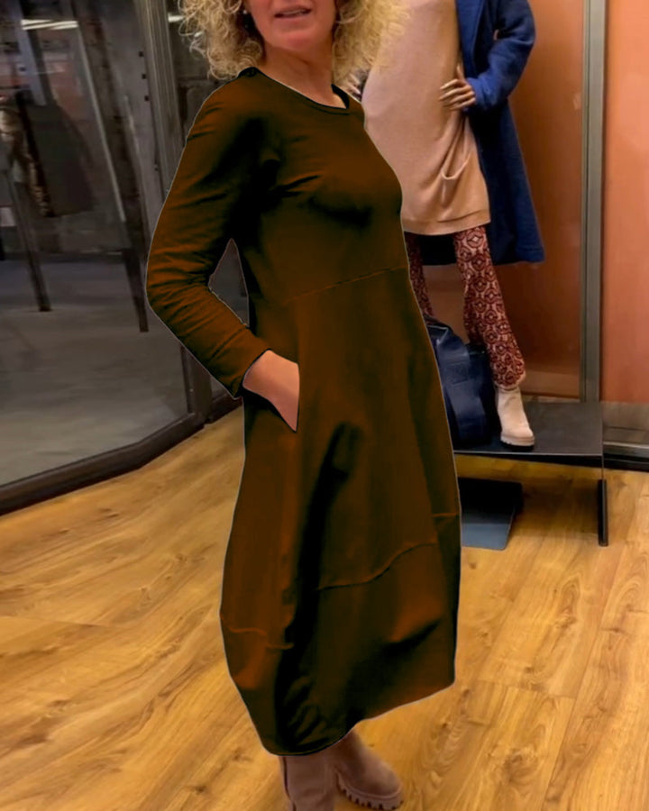 Gerrie | Black midi dress with pockets