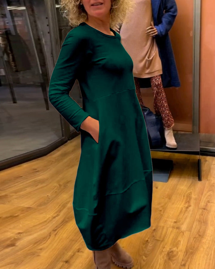 Gerrie | Black midi dress with pockets
