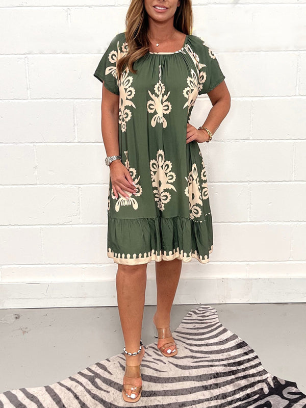 Alwine | New dress with geometric pattern and square neckline