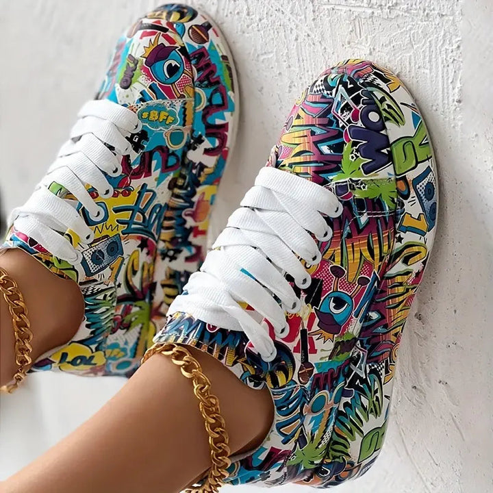 Thekla | Low women's lace-up shoes with graffiti print