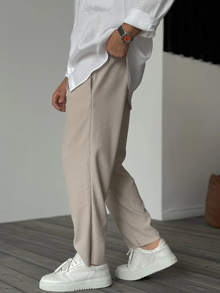 Severin | Soft Manchester-style trousers