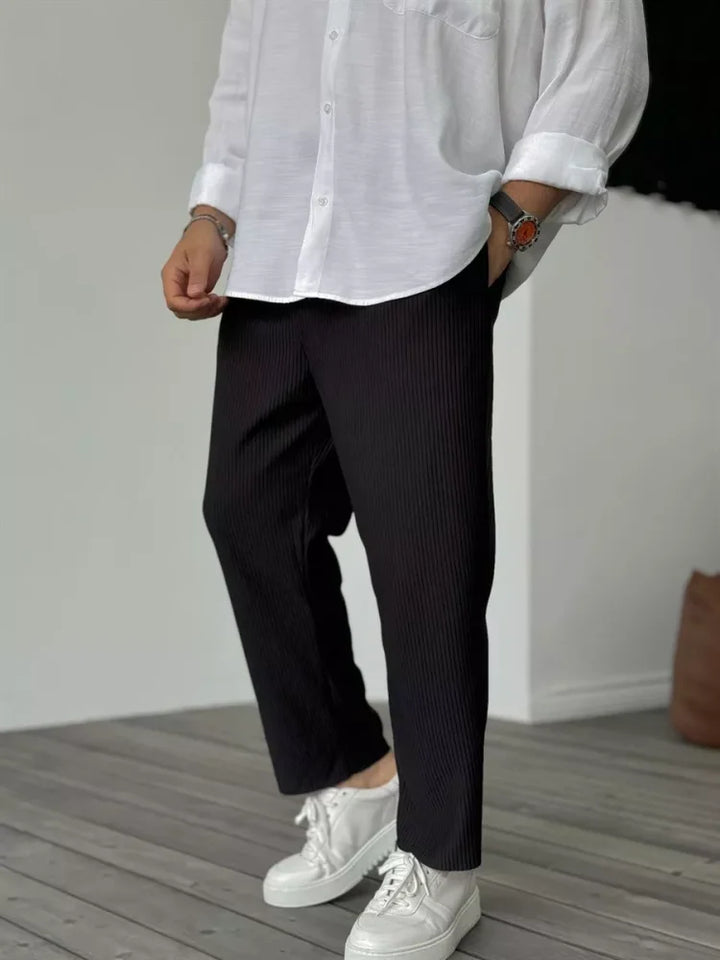 Severin | Soft Manchester-style trousers