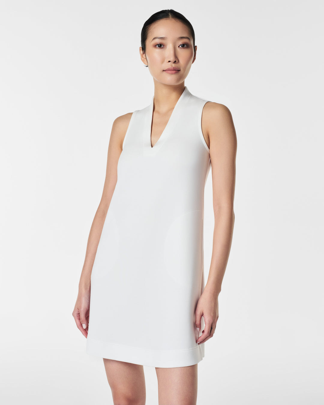 Ingeborg | Mini dress with V-neckline