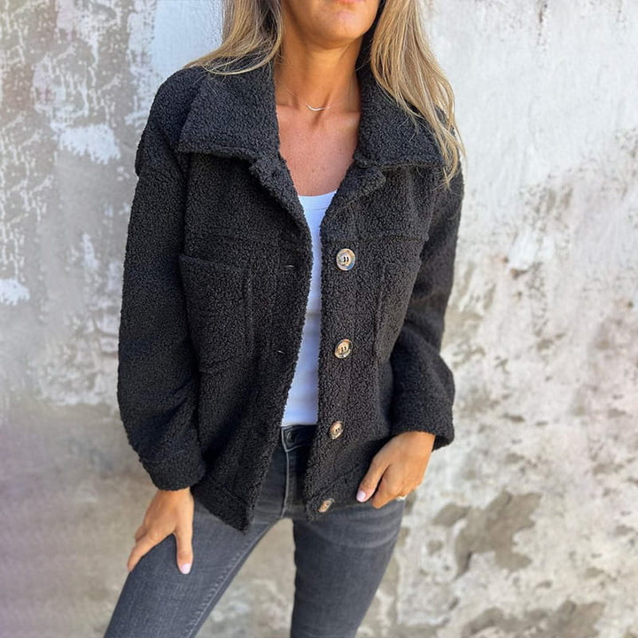 Velma | Stylish fall coat